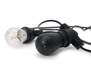 Tchibo – LED-Outdoor-Lichterkette mit 2 Bluetooth®-Lautsprechern – schwarz bei vibequelle