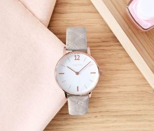 Tchibo – Armbanduhr mit Lederband – grau bei vibequelle