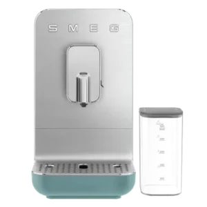 SMEG Kaffeevollautomat mit Milchfunktion emerald green BCC13EGMEU bei vibequelle