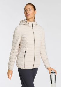 Steppjacke “GS 63 WMN QLTD JCKT_UYAKA”, Damen, Gr. 52, braun (camel), Obermaterial: 100% Polyester. Futter: 100% Polyester. Wattierung: 100% Polyester, G.I.G.A. DX BY KILLTEC, Jacken Steppjacke